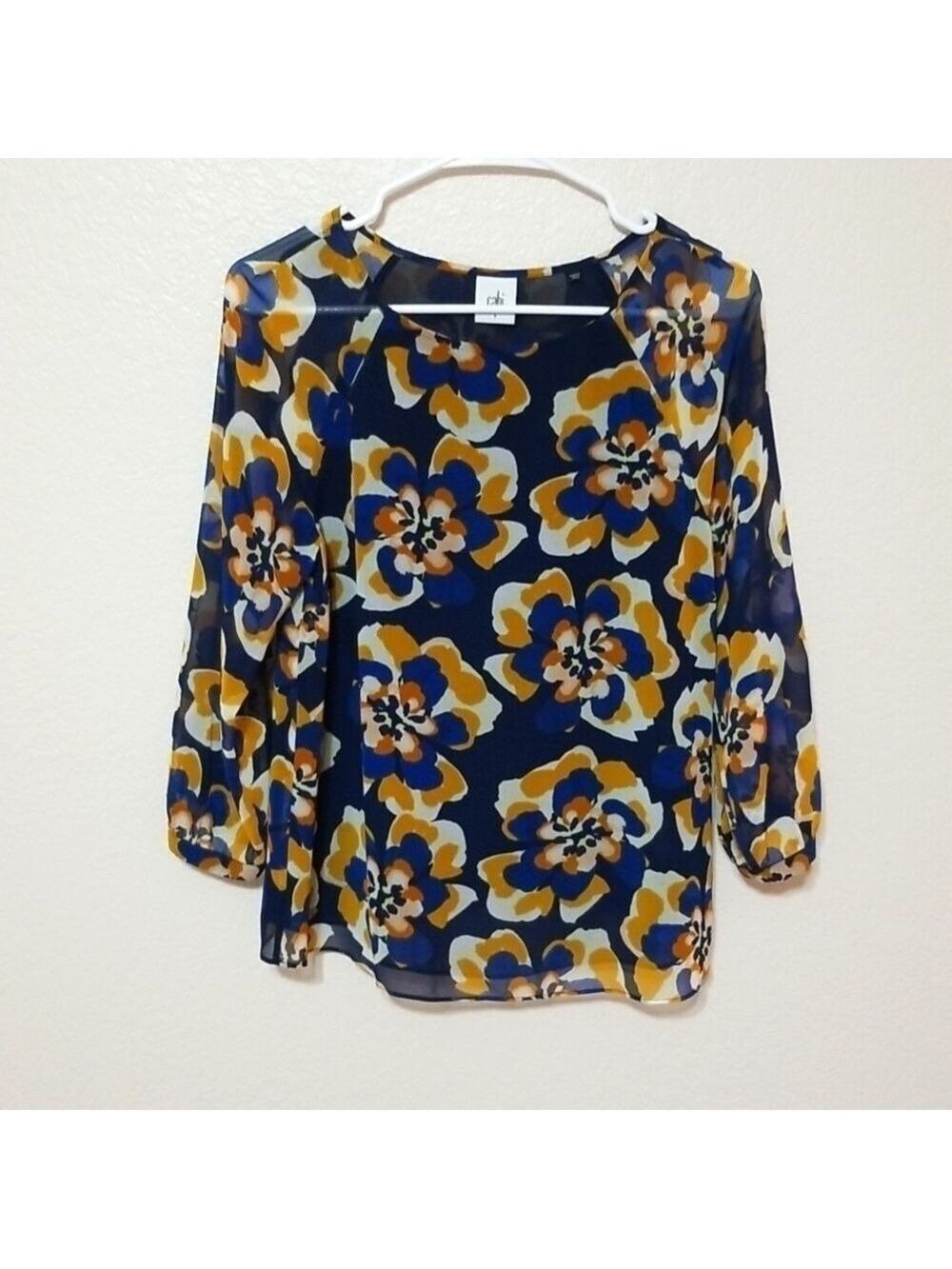 CAbi Blouse Small 3/4 Raglan Sleeves Lined